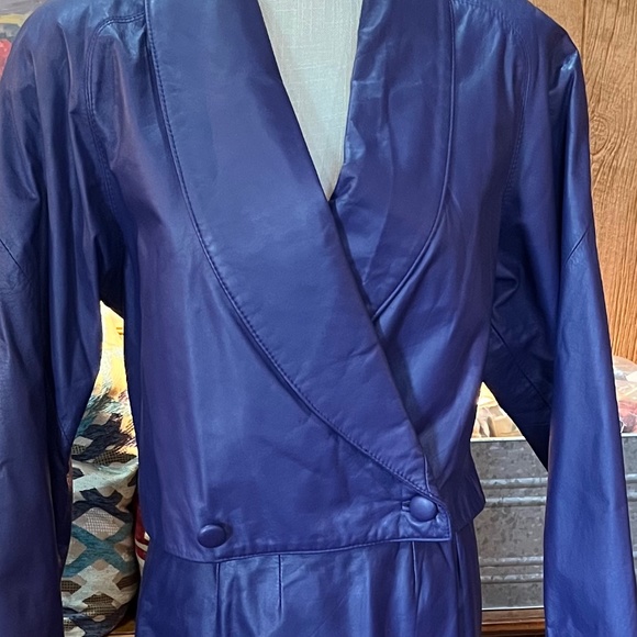 VINTAGE Jarrod’s leather Medium jacket in rich purple and leather skirt size 4 - Picture 2 of 12